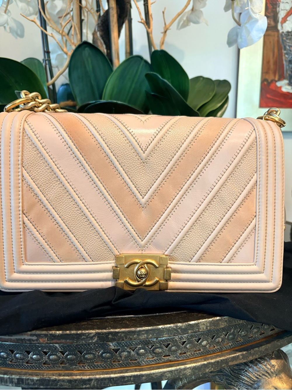 CHANEL RARE  Ombre pink  Chevron Quilted Boy Bag with Gold Hardware